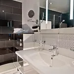 Hotel Wyndham Duisburger Hof 4*