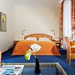 Wyndham Duisburger Hof Hotel Duisburg