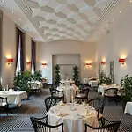 Hotel Wyndham Duisburger Hof 4*