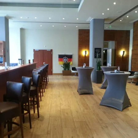 Wyndham Duisburger Hof 4*