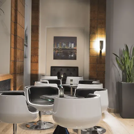 温德姆杜伊斯堡霍夫酒店 酒店