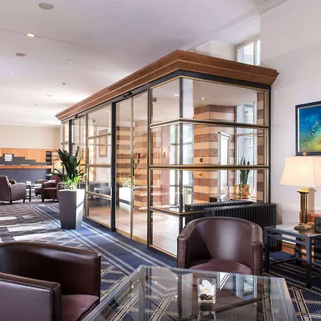 Wyndham Duisburger Hof Szálloda 4*
