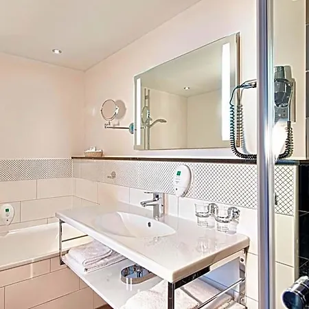 Wyndham Duisburger Hof 4* Duisburg