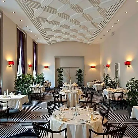 Hotel Wyndham Duisburger Hof 4*