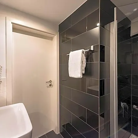 Wyndham Duisburger Hof 4* Duisburg